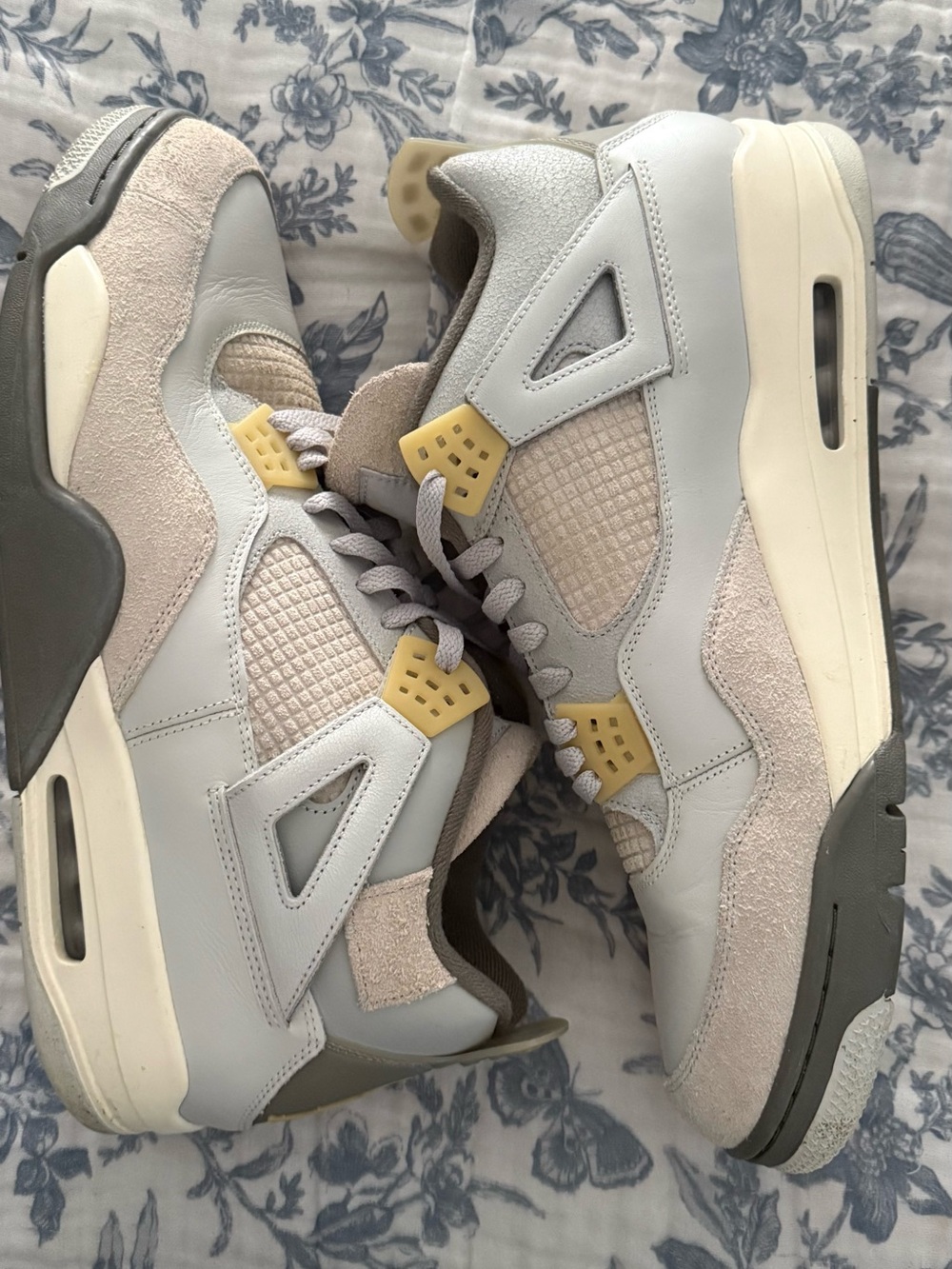 Jordan Retro flight Sneakers in Light Gray, Cream and Yellow with NO BOX